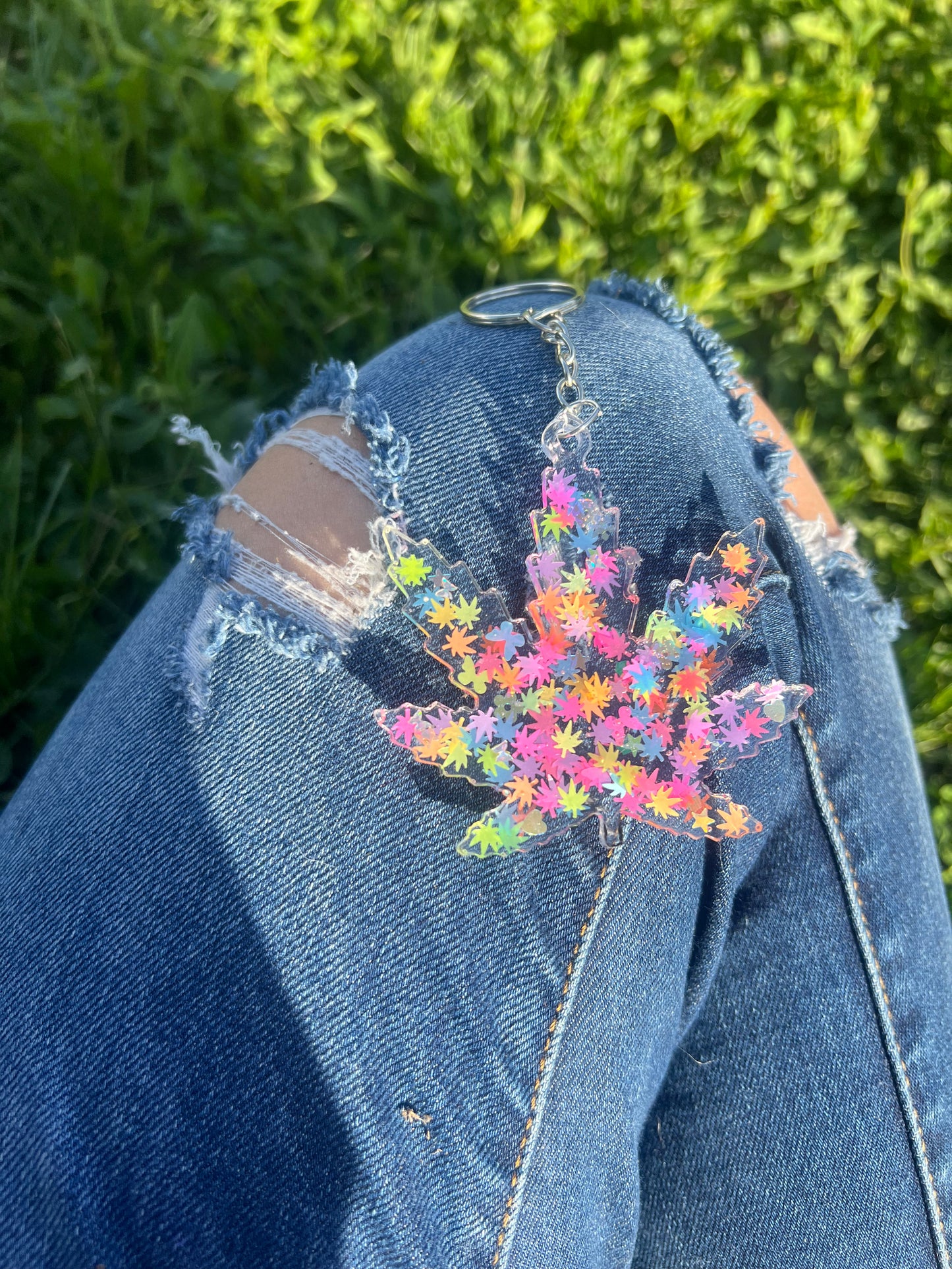 Keychains: Neon Vibes Weed Leaf