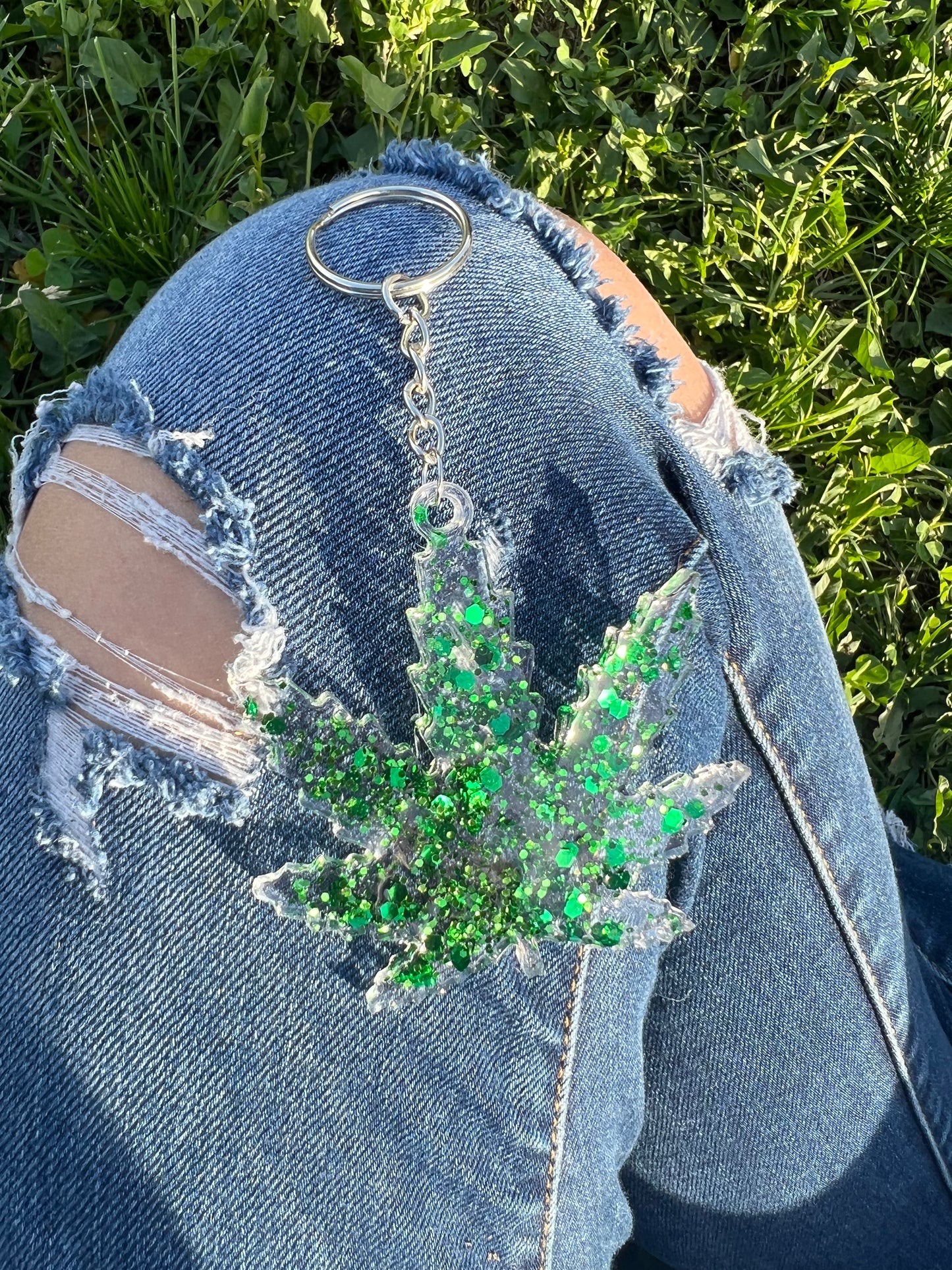 Keychains: Green Weed Leaf Keychain